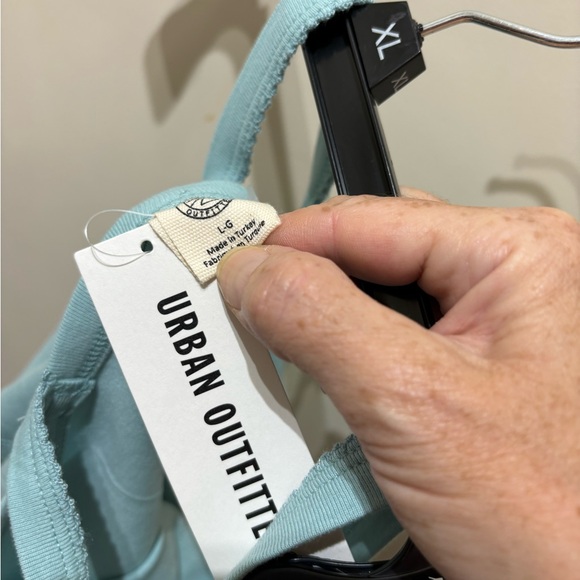 tank top, urban outfitters , blue, fresh oranges , women’s large , BNWT - Picture 3 of 4